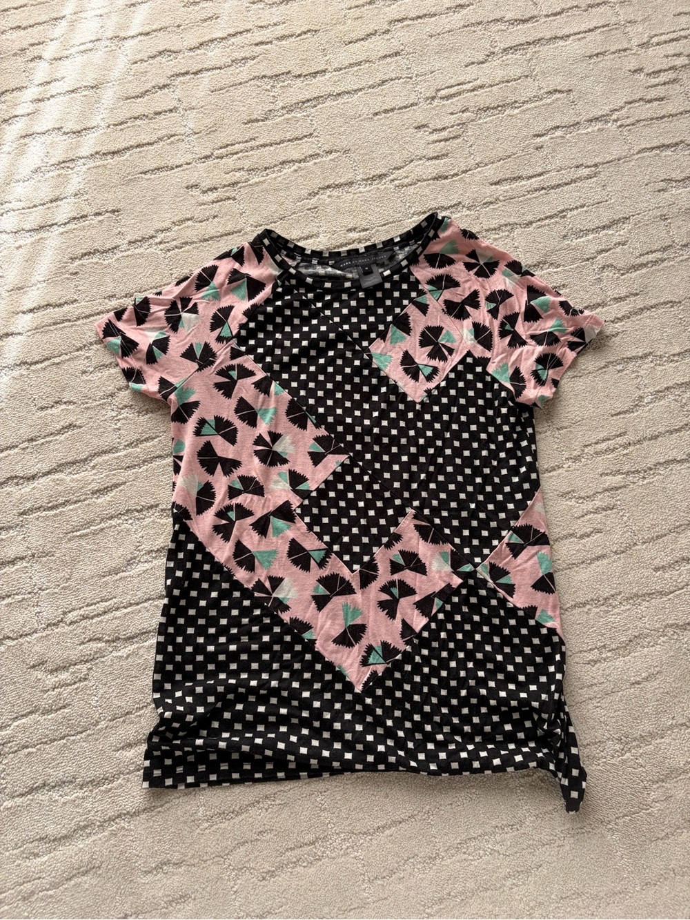 Marc by Marc Jacobs Black & White Print Tee Shirt SZ Medium